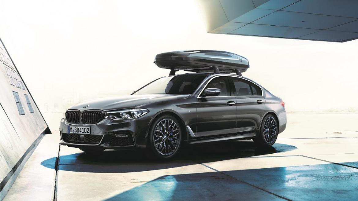 DE ZOMER DOOR MET ORIGINELE BMW ACCESSOIRES.
